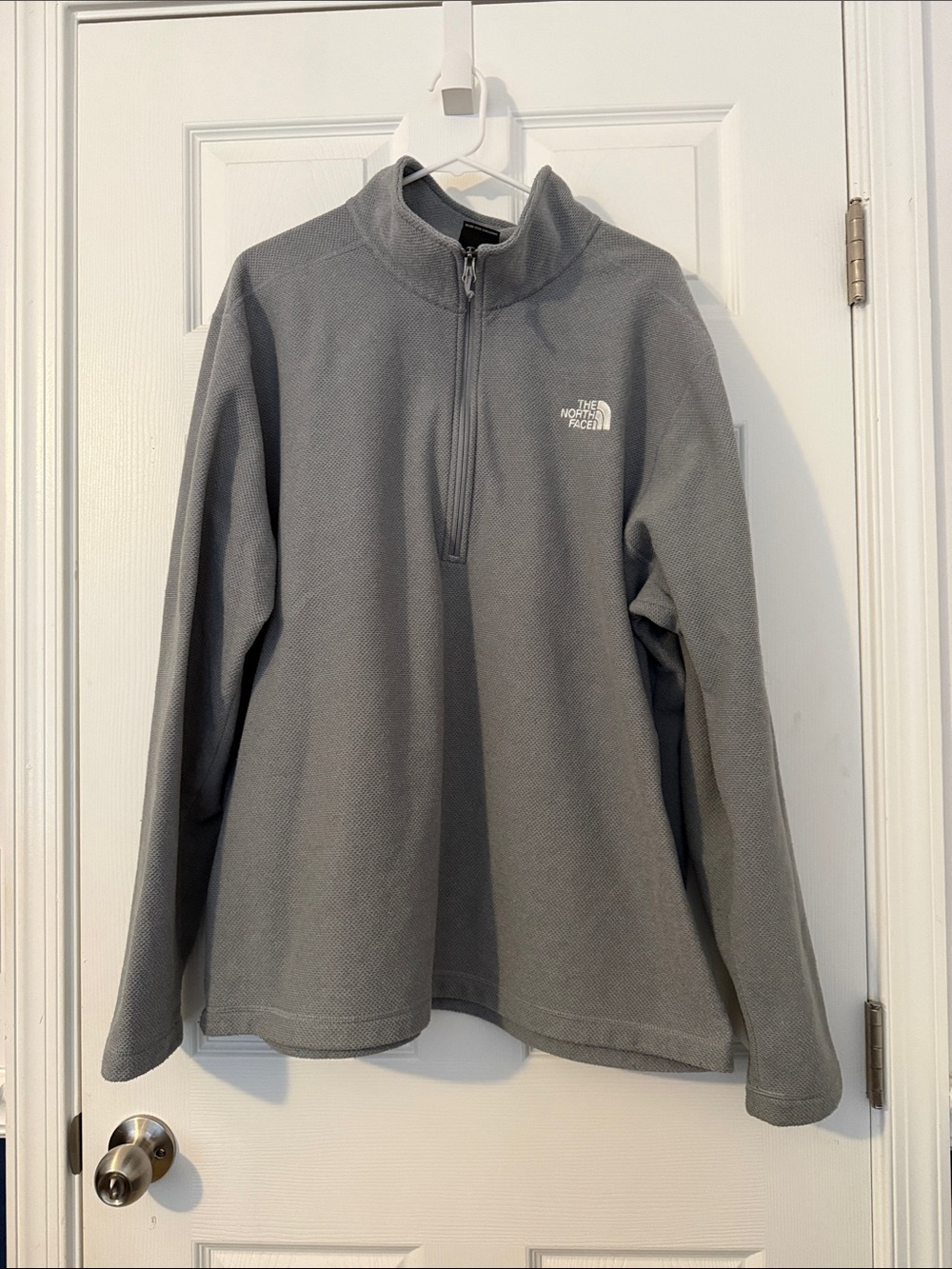 The North Face Men's Gray Half-Zip Fleece Pullover